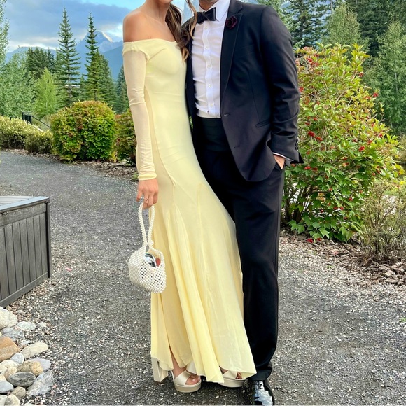 Peppermayo Cream Off-Shoulder Maxi Dress - Picture 3 of 4